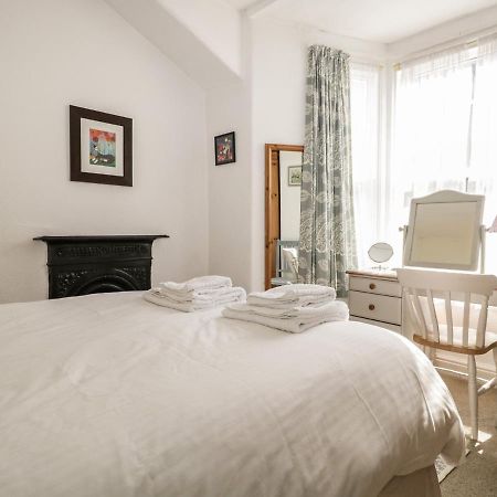 Honeysuckle Cottage, Craig Walk Боунес-он-Уиндермер Экстерьер фото