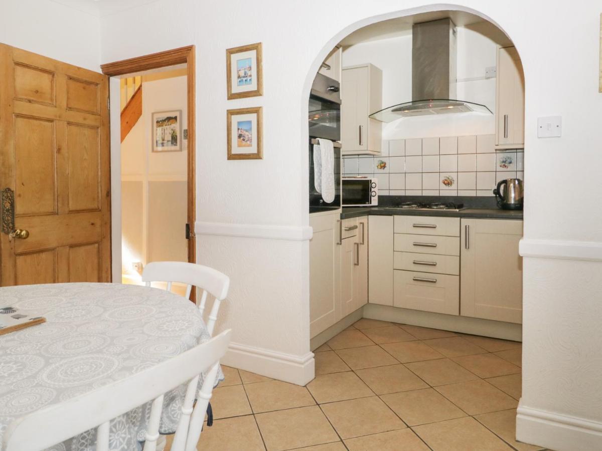 Honeysuckle Cottage, Craig Walk Боунес-он-Уиндермер Экстерьер фото