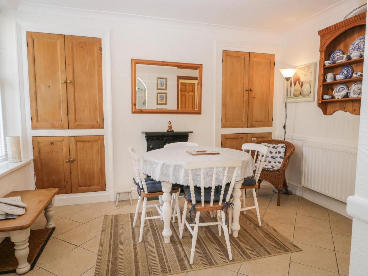 Honeysuckle Cottage, Craig Walk Боунес-он-Уиндермер Экстерьер фото